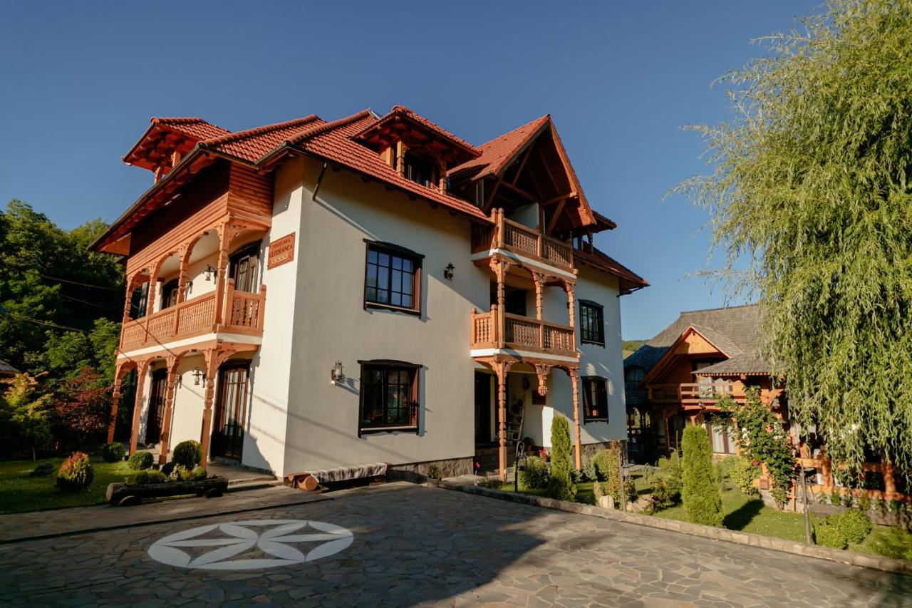 Glodeanca Hotell Exteriör bild