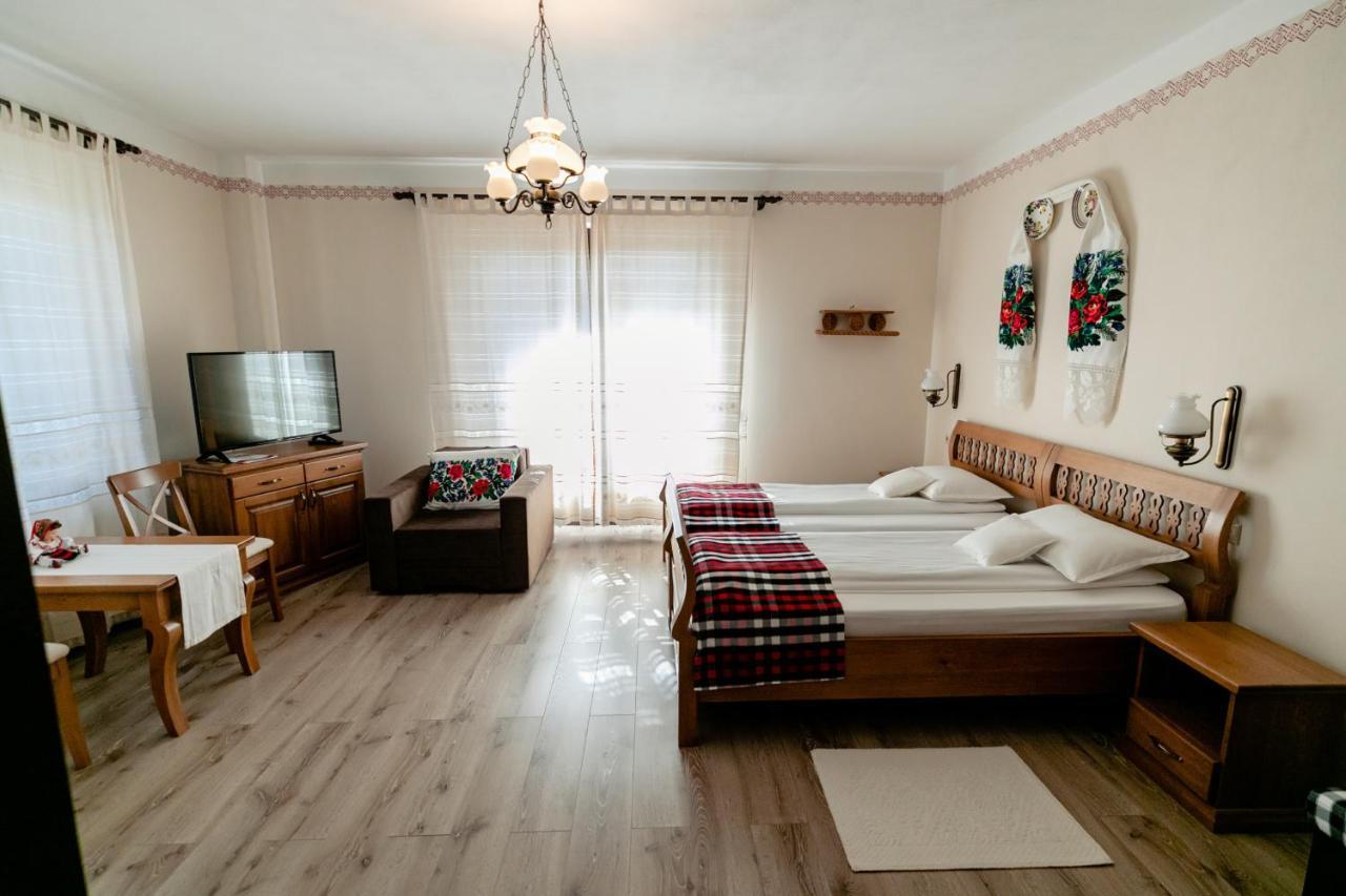 Glodeanca Hotell Exteriör bild