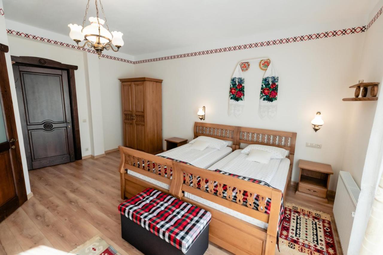Glodeanca Hotell Exteriör bild