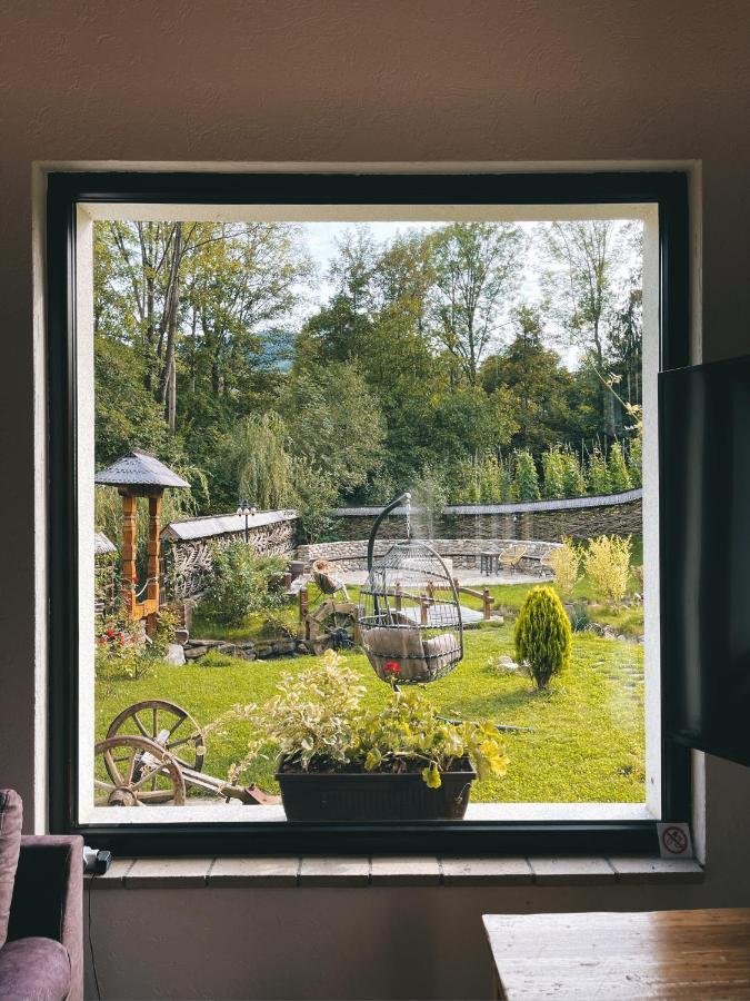 Glodeanca Hotell Exteriör bild
